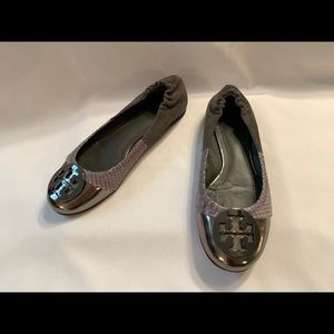 Tory Burch leather flats ballet gray metallic 7M